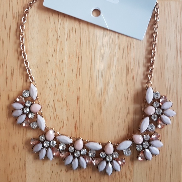 Rue21 Jewelry - Rue21 Big Rhinestone Necklace